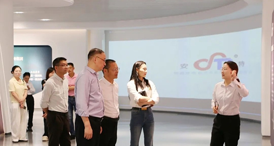 丽水市委社工部调研55世纪集团两新党建事情